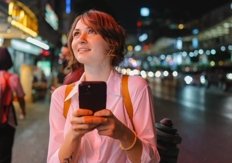 mobile-with-lady mobile-with-lady